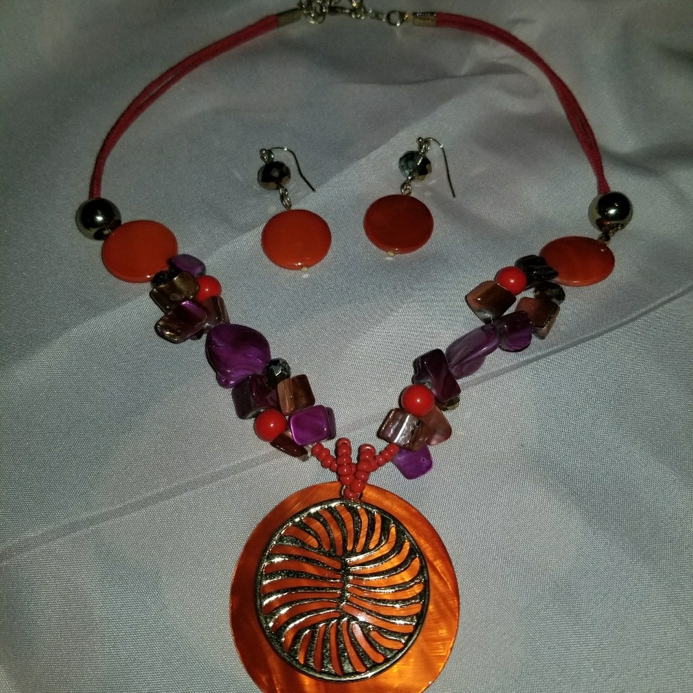 Jewelry Set Earrings and necklace
